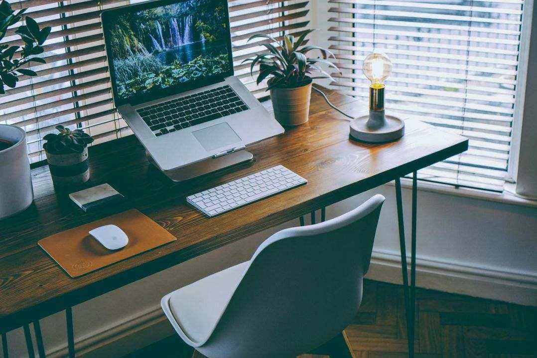 Desk setup 1